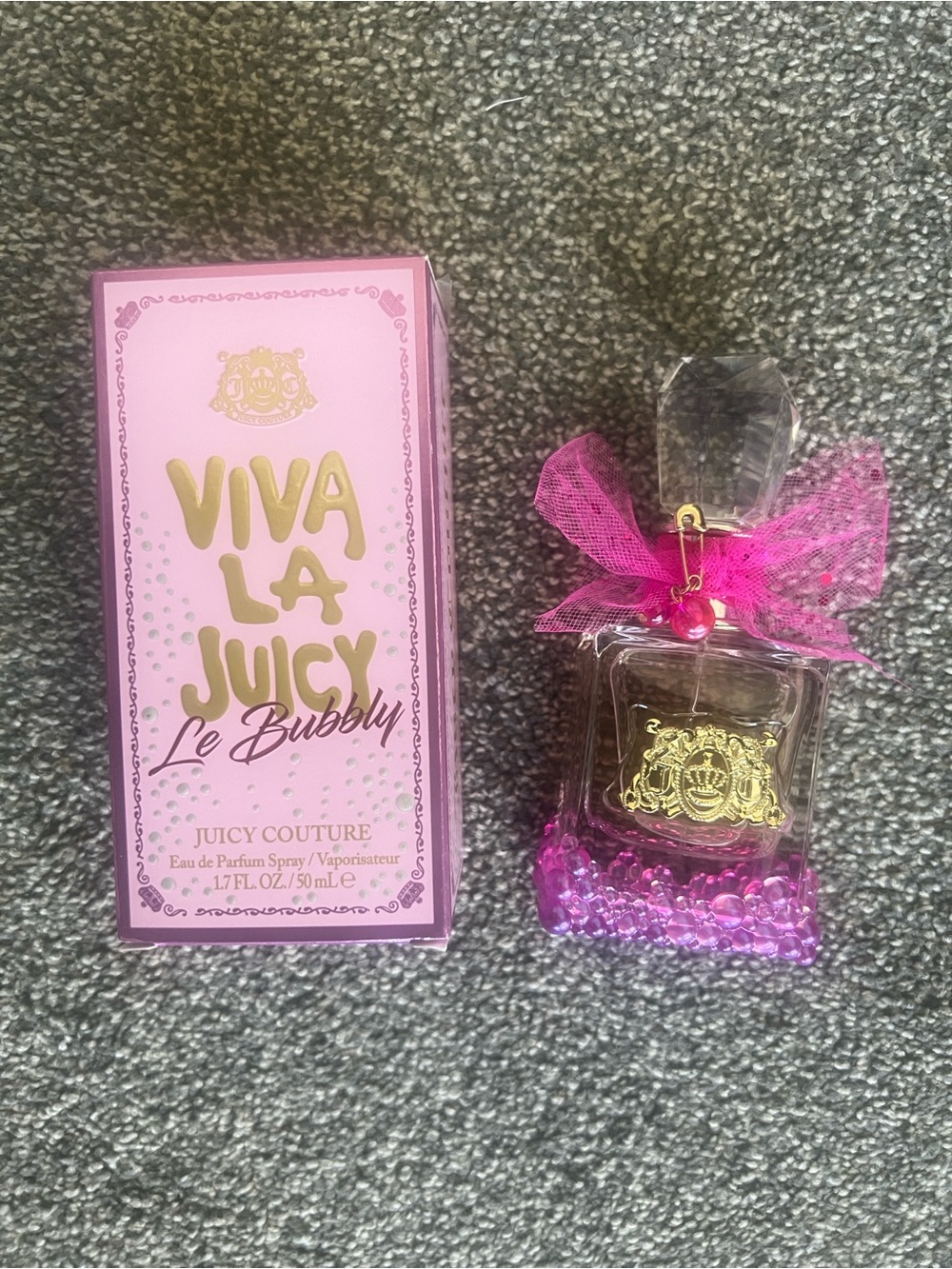 Juicy Couture Viva La Juicy Le Bubbly Perfume Bottle in Pink and Gold